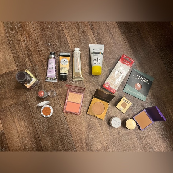 Beauty bundle‼️ - Picture 4 of 4